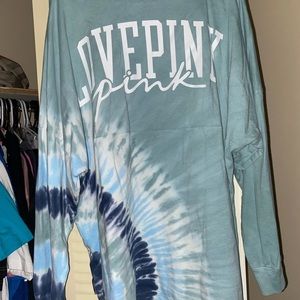 VS Pink varsity crew long sleeve